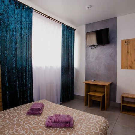 Ok Hotel Rivne Extérieur photo